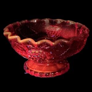 Vintage Amberina Glass Candle Holder Grape Leaf Ruffled Edge Glows Under UV